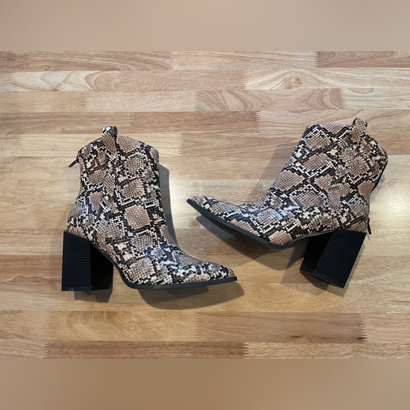 Camel Snake Mid-Calf Booties - Picture 4 of 11